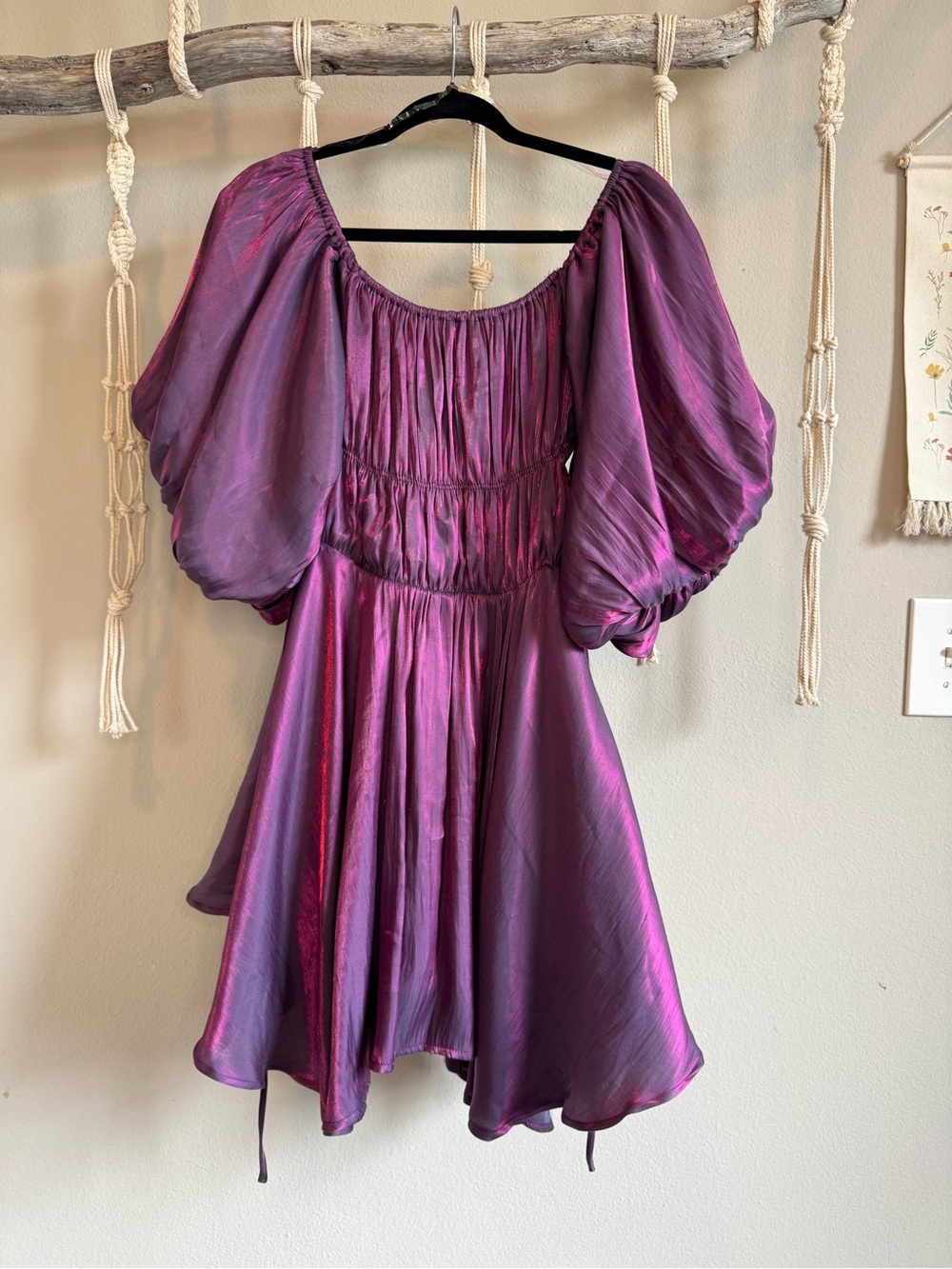 &merci / The Common Room Shop - Purple Iridescent Puff Sleeve Mini Dress size L
